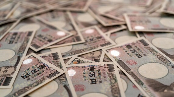 「円買い介入は効果なし」は誤り…歴史的円安が日本にもたらした「とんでもない利益」【国際金融アナリストが解説】