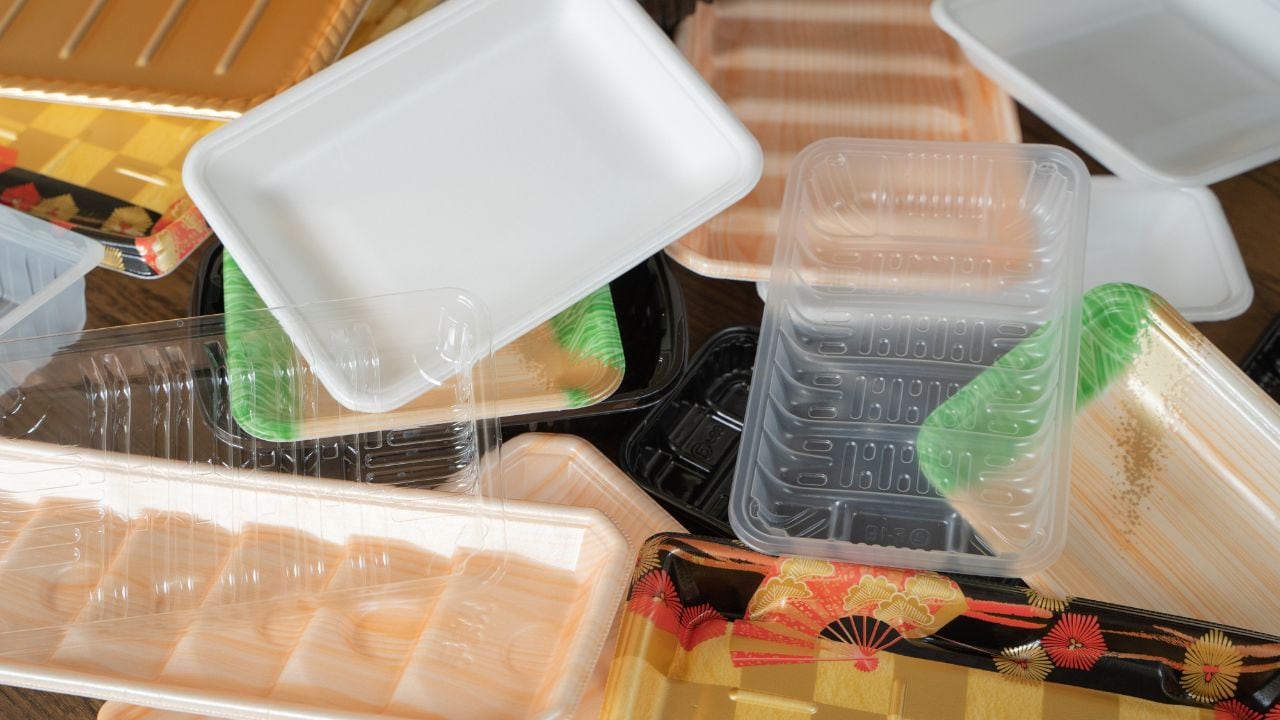 「二度と来るな！」温厚だった82歳父が激昂…久しぶりの帰省で53歳娘が絶句した、実家を埋め尽くす“洗った空き容器”の山