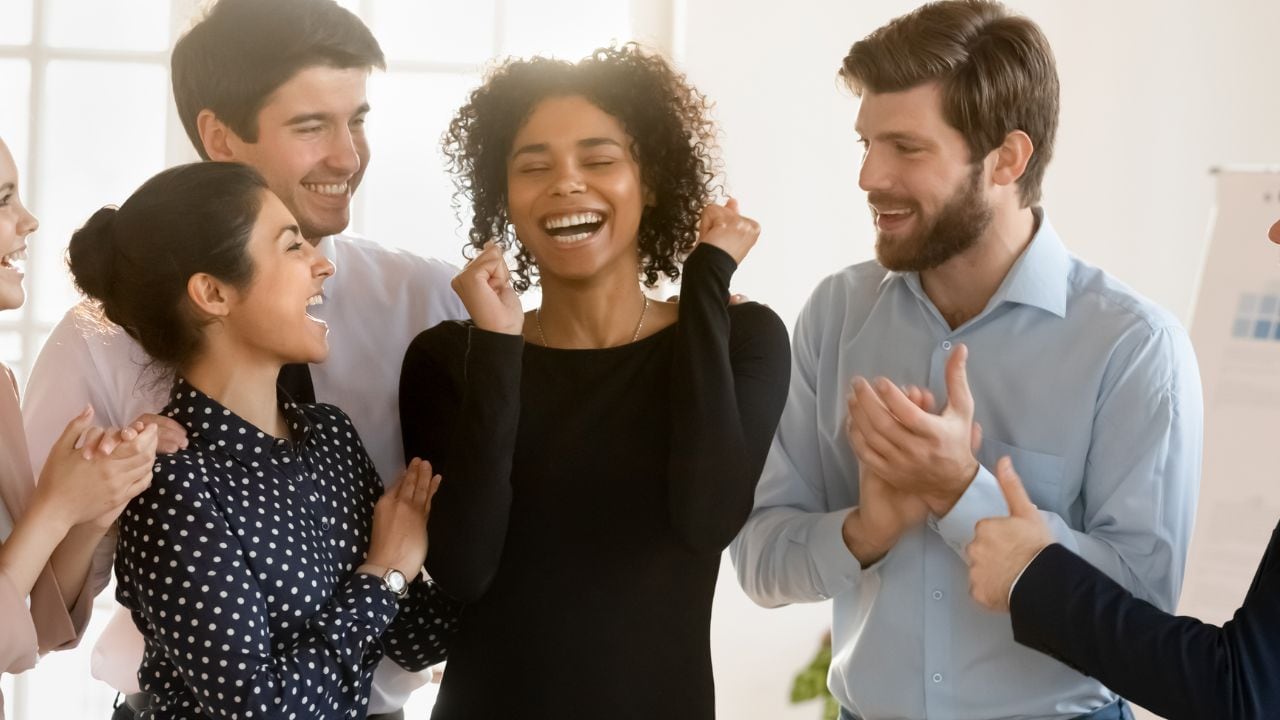 「Congratulation！」では「おめでとう！」を伝えられない…どうしても「s」が必要な理由