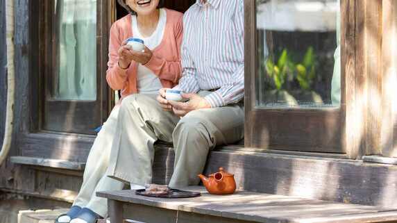 「気づけば、娘のために生きていました」…年金を注ぎ込む70代夫婦。“親子の距離感”と“老後生活”が崩れたワケ