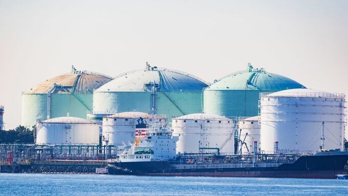 原油価格変動のグローバル株式市場への影響