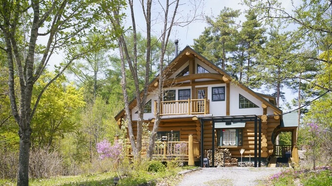 人生に「豊かな時間」をもたらす、最上の選択。首都圏から好アクセスな「長野・八ヶ岳エリア」に別荘を所有する贅沢