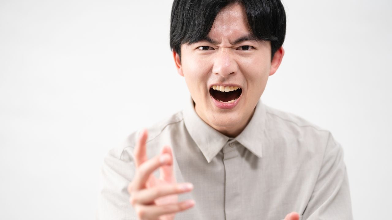 「はぁ!? 警察呼ぶよ」21歳孫、遺産分割協議書に「判を押せ！」 と迫る2人の伯母に激怒…遺産「2,000万円消失」の衝撃