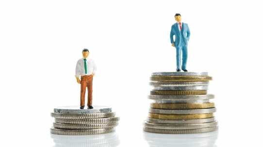 なぜ「ITの発達」とともに「収入格差」が広がるのか?
