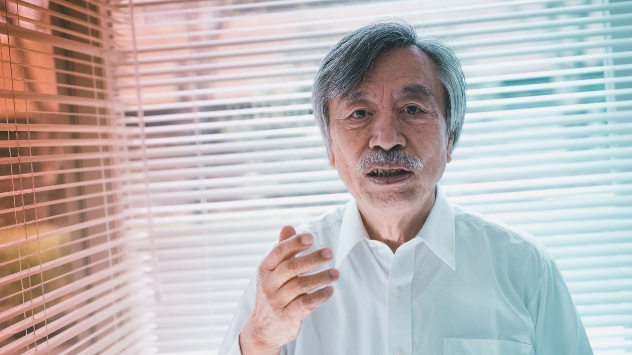 もう、限界だ。〈貯蓄2,000万円・夫婦で年金月32万円〉72歳男性が、自宅で息を潜め「図書館が一番落ち着く」と漏らしたワケ