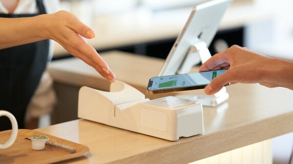 日本のキャッシュレス化「世界主要国」と比較して普及しない背景。「現金」と「デジタルマネー」の決定的な違いは？