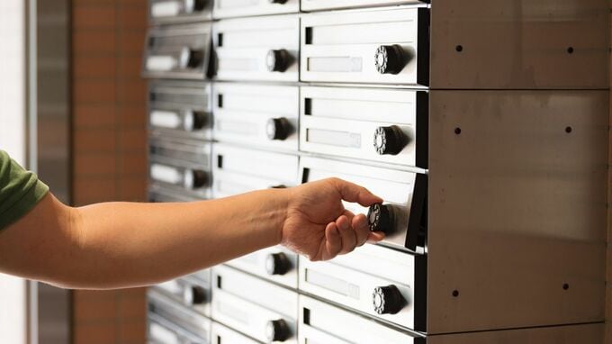 年金？払わなくても大丈夫でしょ…日本年金機構からの手紙をムシし続けていた34歳“脱サラ”元会社員。ある日届いた「ピンクの封筒」戦慄の中身