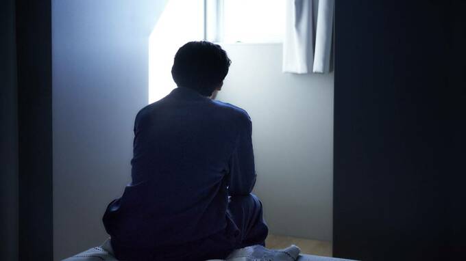 「完全失業率」と「自殺者数」に強い相関、失業率低下の2024年は、自殺者数の減少明確に