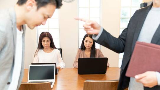 「これってパワハラ?」弁護士が語る、上司が注意するべき言動