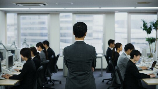 経営者が苦しむ、会社の成長の〈伸び悩み〉…引き起こすのは「組織」か「人」か?