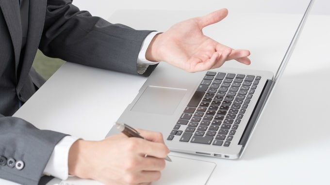 知人等から「紹介」された保険販売担当者を警戒すべき理由