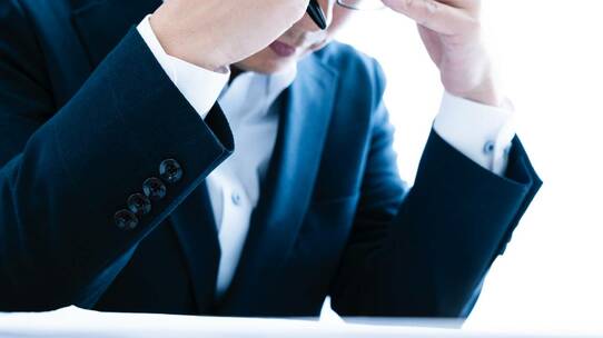 親しい間柄でも要注意…「不動産売買」の頻出トラブル事例【弁護士が解説】