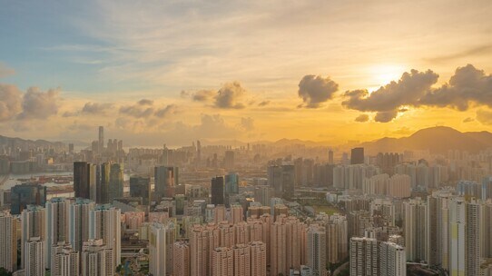 中国経済対策の期待から中国・香港市場は大幅高