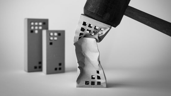 人気アイドルグループが設立した「株式会社TOKIO」が廃業──法人の廃業にかかる「税金コスト」の内訳とは