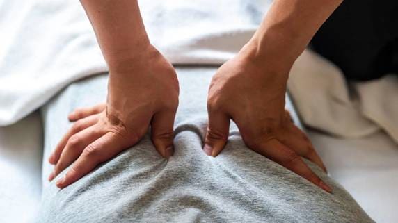 「いいから黙って任せなさい」という接骨院がダメな理由