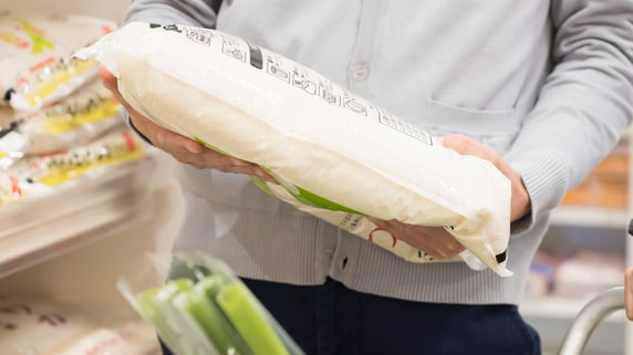 スーパーで5キロ3500円のお米、「農協を介さず農家から直接買えば安い」とは限らない？消費者が知らない〈価格設定の裏側〉