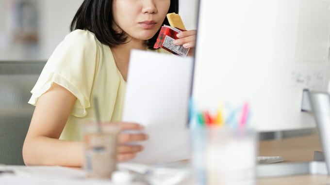 つまり、スニッカーズのCM「こいつ腹減ると〇〇みたいに不機嫌になるんだよ」は“この世の真理”ってコト…!? Xフォロワー27万人超・元陸上自衛官が学んだ「極上の人生訓」