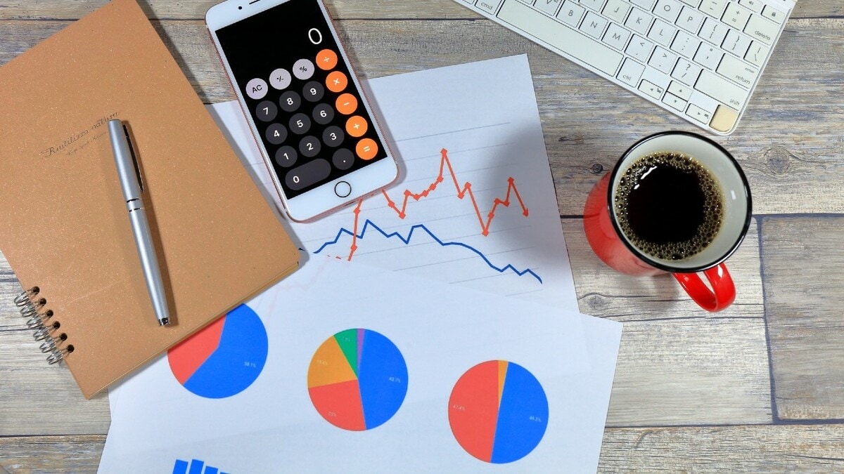 債券投資のキホン】利率3％、残存期間3年の債券を、98円で購入した場合の「最終利回り」は？…公認会計士が解説 | ゴールドオンライン