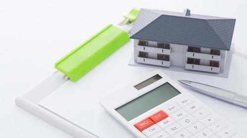 お金は、運用しないと小銭持ちにしかなれない。