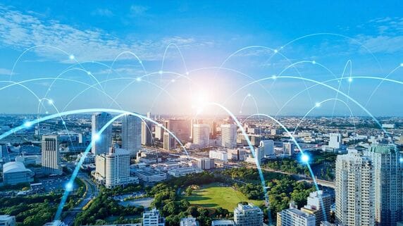 「聖地巡礼」はもう古い!? 世界のファンが熱狂する「XR×IP」が日本の地方をドル箱に変える未来【2026年最新白書】