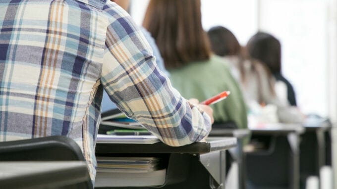 私立校も無償化明記 学習塾を探す家庭が増加？