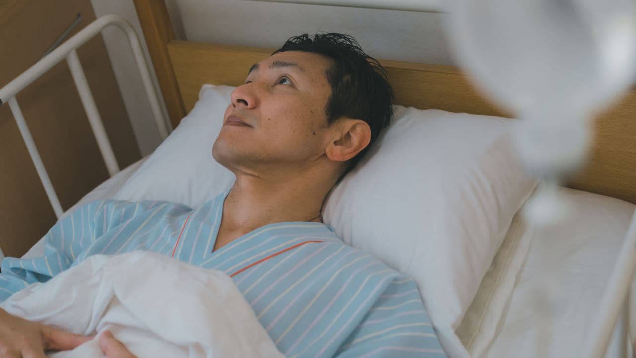 何のために3億円も貯めたんだろう…タワマン住まい・50歳独身男性の後悔。「入院していた時期が一番楽しかった人生」から一転、“恐怖”に直面して気づいた〈お金の限界〉