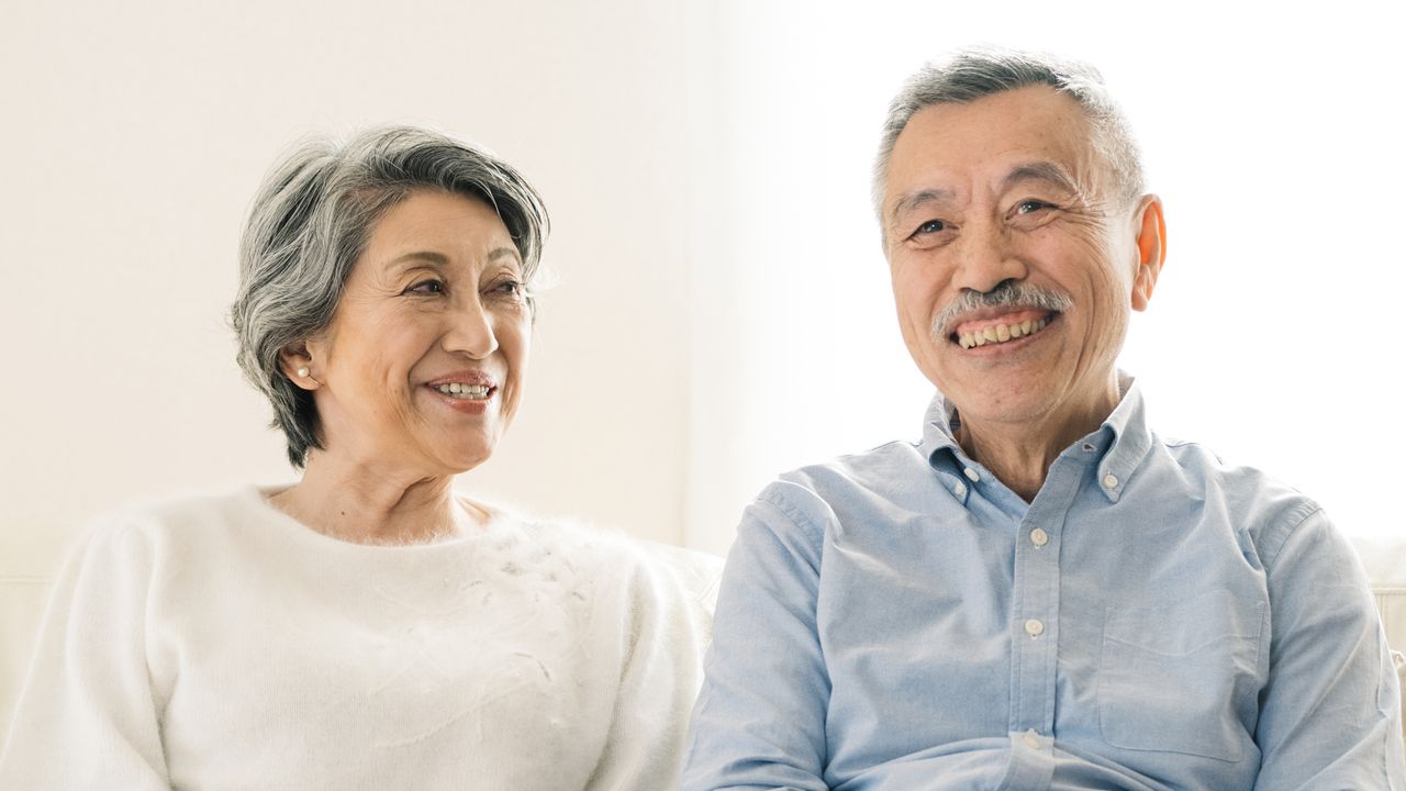 何かの間違いでは…「年金月15万円」73歳元サラリーマン。〈都心マンション〉を手放し、失意のなかたどり着いた、〈築50年公営団地〉での想定外の日々