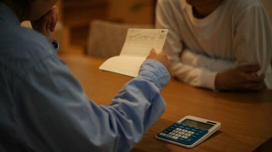 日本人の平均給与額は24年前の「467万円」がピーク…企業の利益は3倍も、給与が「まったく増えない」ワケ
