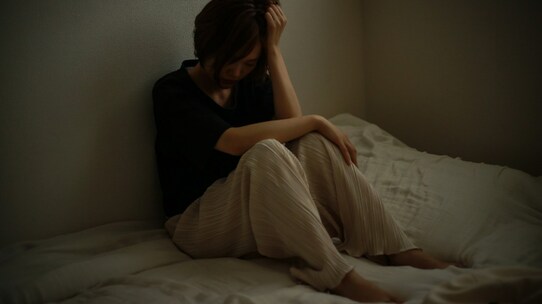 他人とうまく関われない女性…ストレスで「好きなアニメも見られなくなって」知った、衝撃の過去【精神科医が解説】