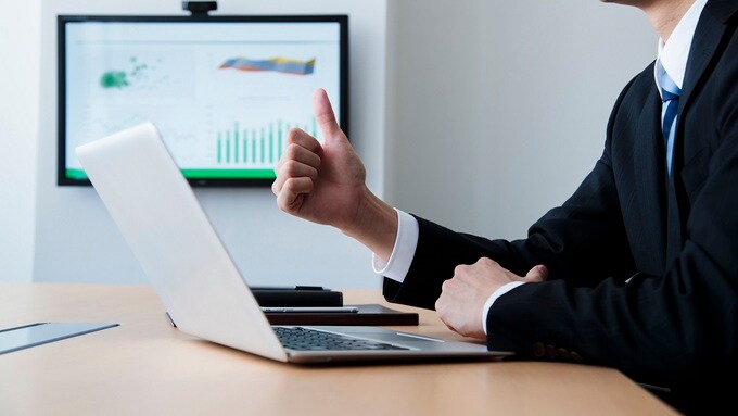  特例事業承継税制活用術…後継者への株式贈与にまつわる留意点