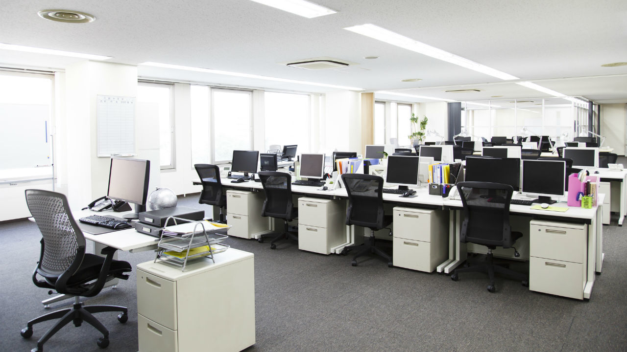 「休み方改革」職場一斉 日本らしい解決法ですが・・・