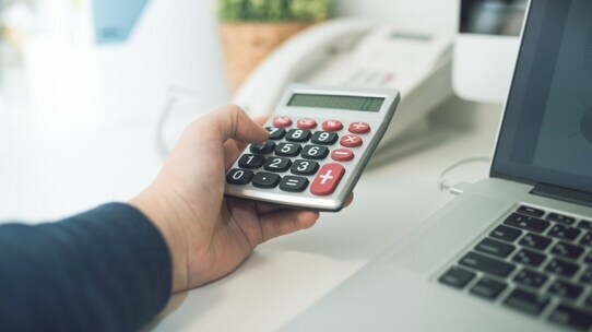 不動産投資の「利回り」とは?計算方法や目安、注意点を解説