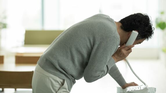 おい、嘘だろ？…年収570万円・52歳会社員、東京私大に通う優秀な息子の〈就職内定〉を心待ちにしていたが…激震が走った「まさかの一言」