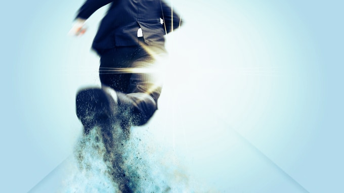 引っ越した3日後に移動命令…楽天社員がそれでも楽天的なワケ