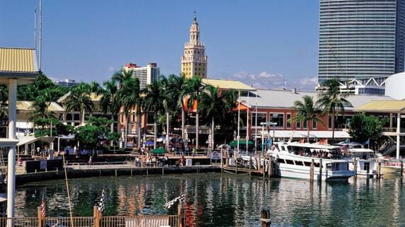 いったいなぜ…米国とオーストラリアの沿岸部「マリーナ」に“世界中の投資マネー”が群がるワケ【投資のプロが解説】