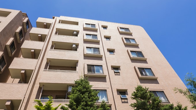 賃貸マンション建築による相続税対策の効果と留意点