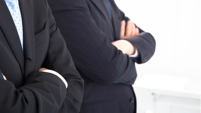 銀行を過剰に気遣う「銀行サマサマ病」の弊害