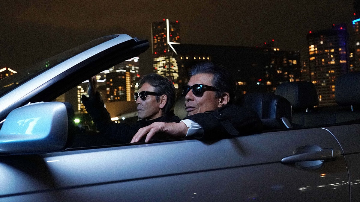 タカ＆ユージが“相棒”レパードではなく、BMWのオープンカーで登場した