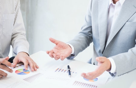 部下には自分で課題解決法を考えてもらう