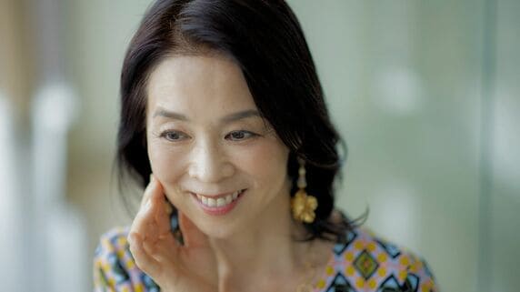 お願い、助けて…年金月6万円・65歳バツ3女性、29歳下夫との「お金がなくとも幸せな生活」が急転したワケ【FPが解説】