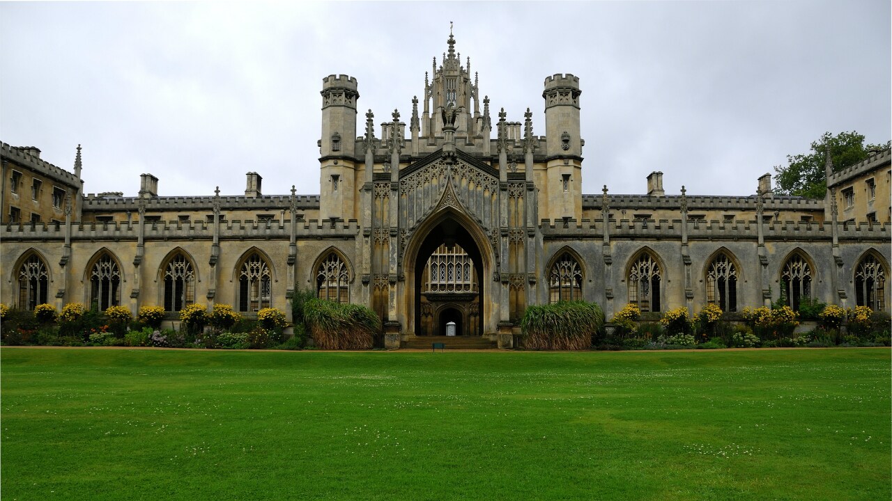 英国「学生寮」投資が世界中の投資家から注目される理由