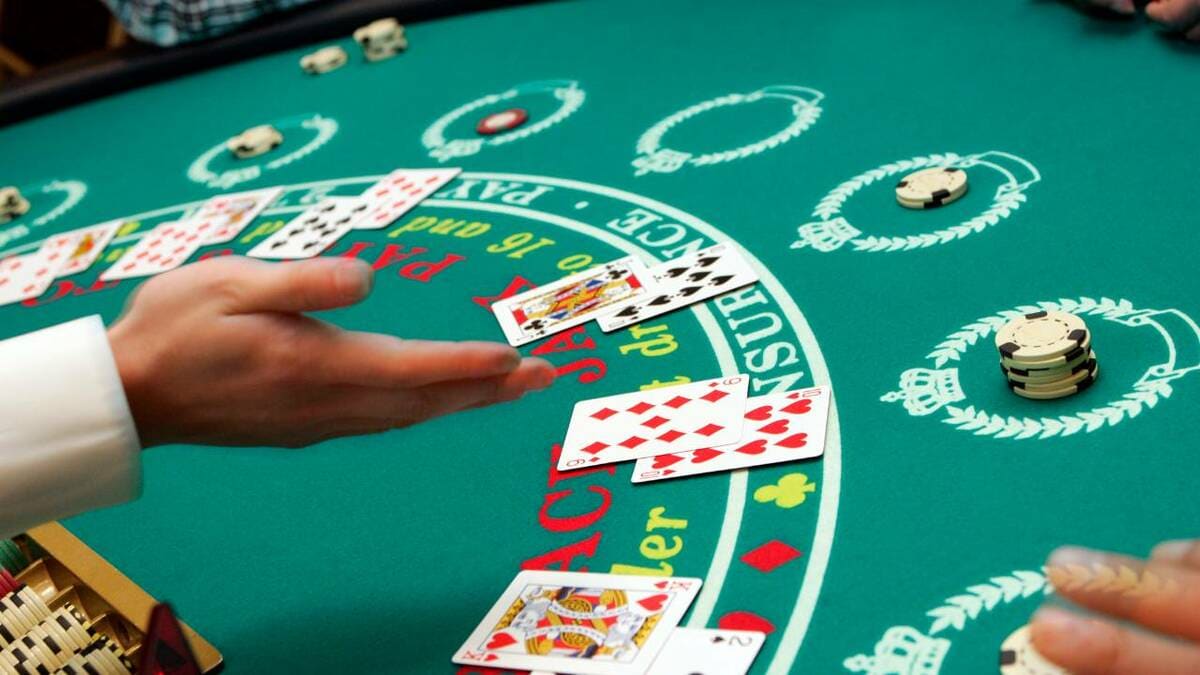 カジノで1億円賭けて1億円儲けてプラスマイナス「ゼロ」でも課税!?日本の「所得税法」の異様さが先進国のなかでも一線を画すワケ【税理士が解説】 |  ゴールドオンライン