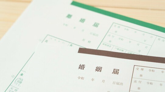 資産家・高齢父の再婚問題…「後妻にウチの財産は渡せない!」先妻の子らの意思を通す方法はあるか【弁護士が解説】