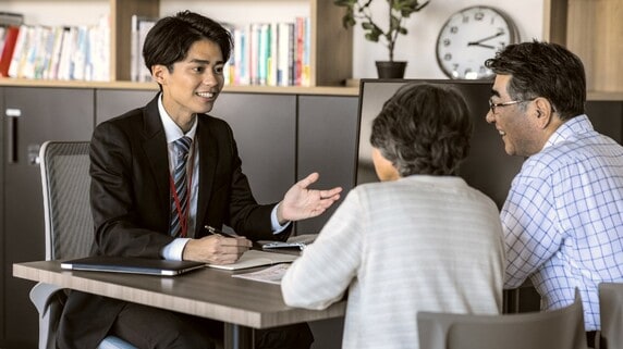 資産形成のための金融商品購入で〈資産が目減り〉!?　大切なお金を守るために知っておくべき、たったひとつのキーワード【FPが助言】