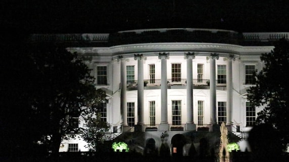 日本の“不自然”な金利上昇はトランプ政権による「圧力」だった？…1ドル＝146円を記録した“3度目の円高”の〈真相〉【国際金融アナリストが解説】