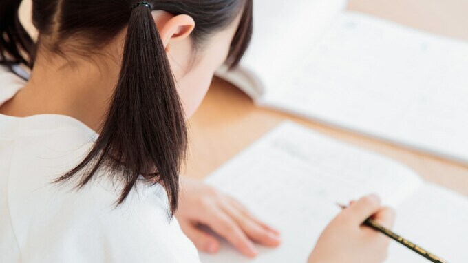 小学生の子「叱るとがんばる、ほめるとサボる」に潜む親の問題