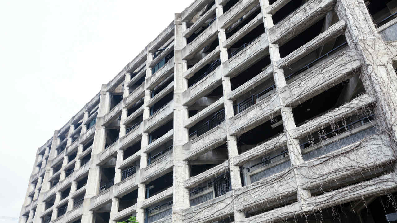 区分所有者が知っておくべき「築60年・老朽化マンション」に待ち受ける現実