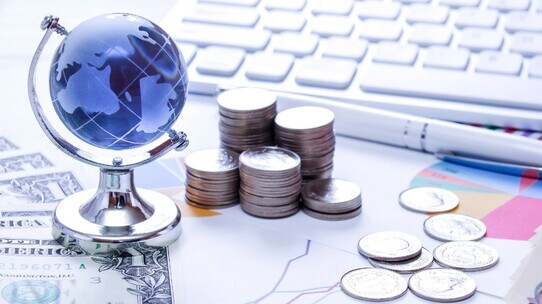【株式投資初心者向け】GDPと株価にはどんな関係があるの?