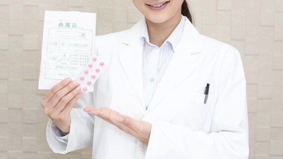 「私も飲んでいます」美人眼科医がオススメするサプリBest5