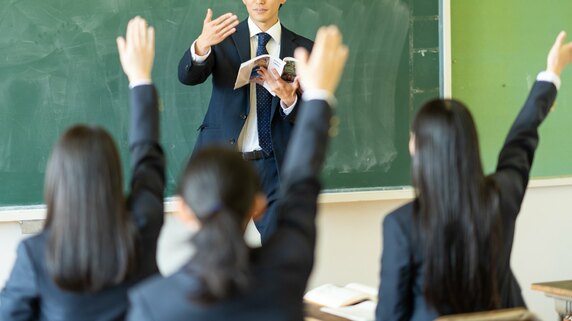 「一クラス35人でも多すぎる」…人数を減らせば日本人特有の「欠点」を克服できるワケ